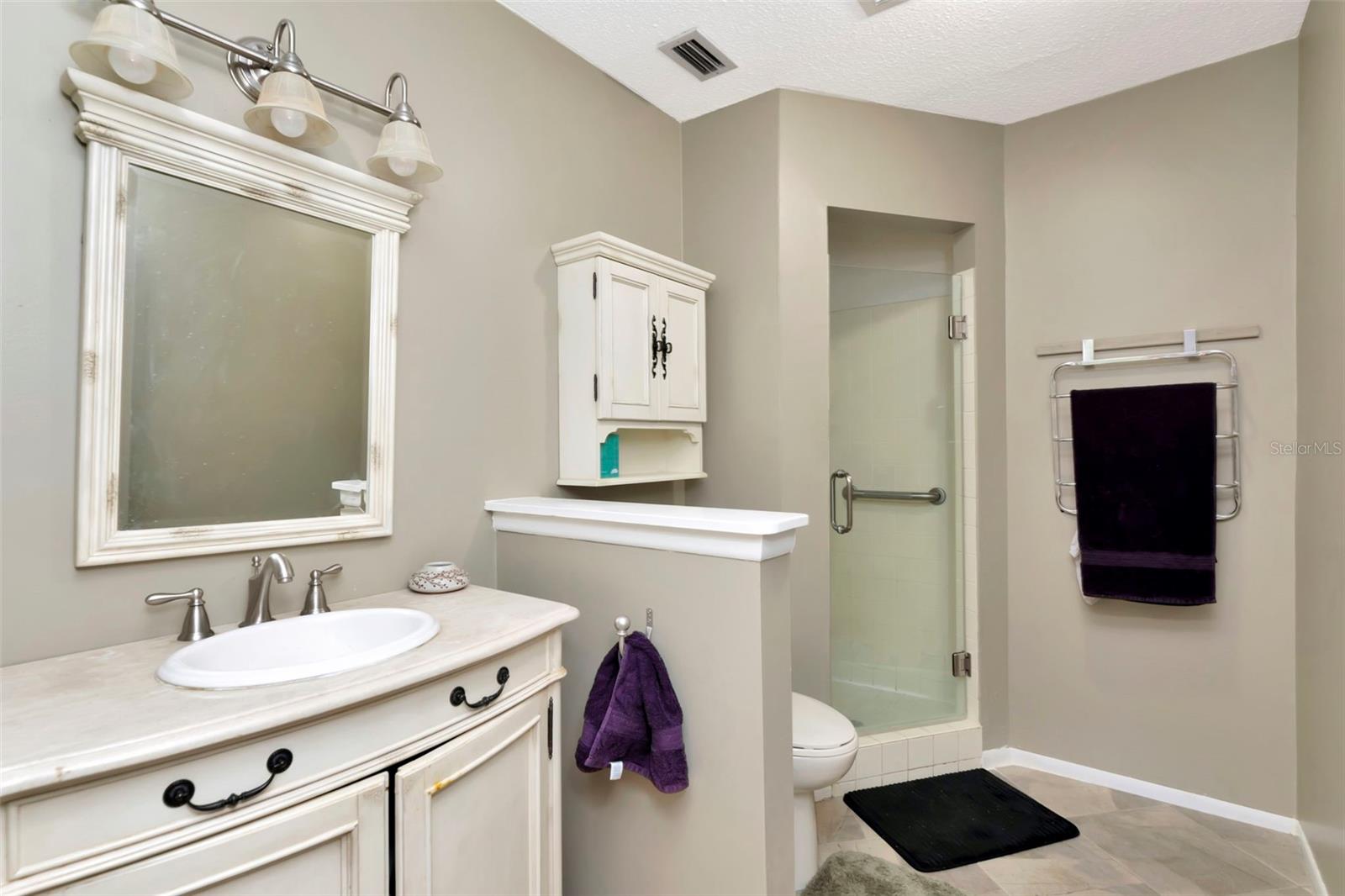 Primary bath