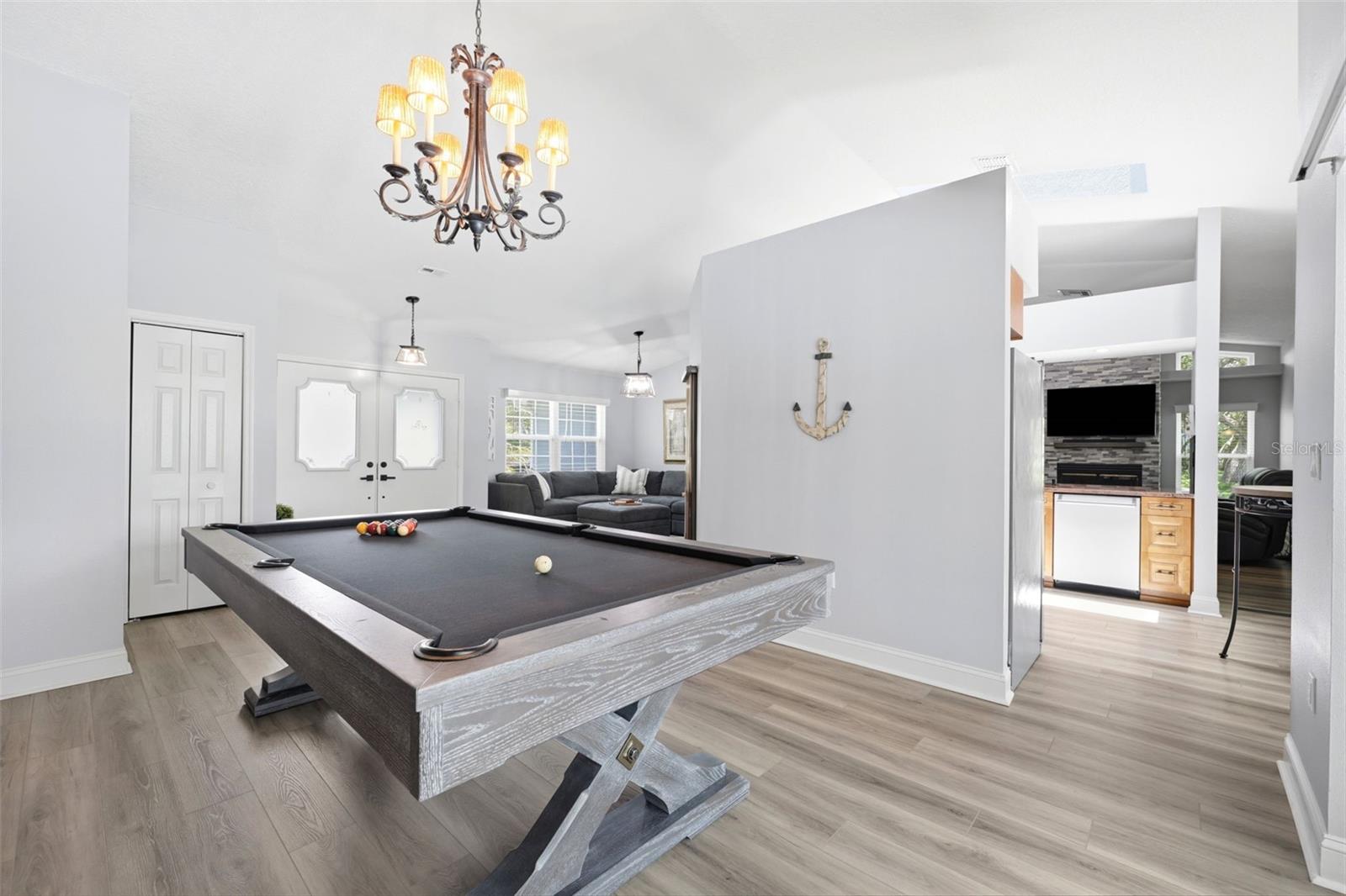 Living/Foyer/Dining