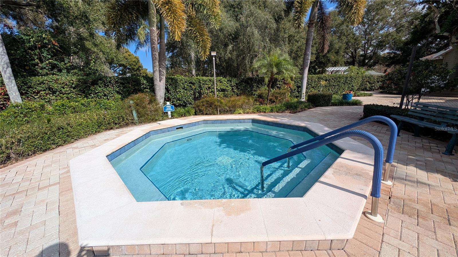South Pointe Alexis community center, pool, spa, Fitness center, billiards room entertaining kitchen and massive seating area!