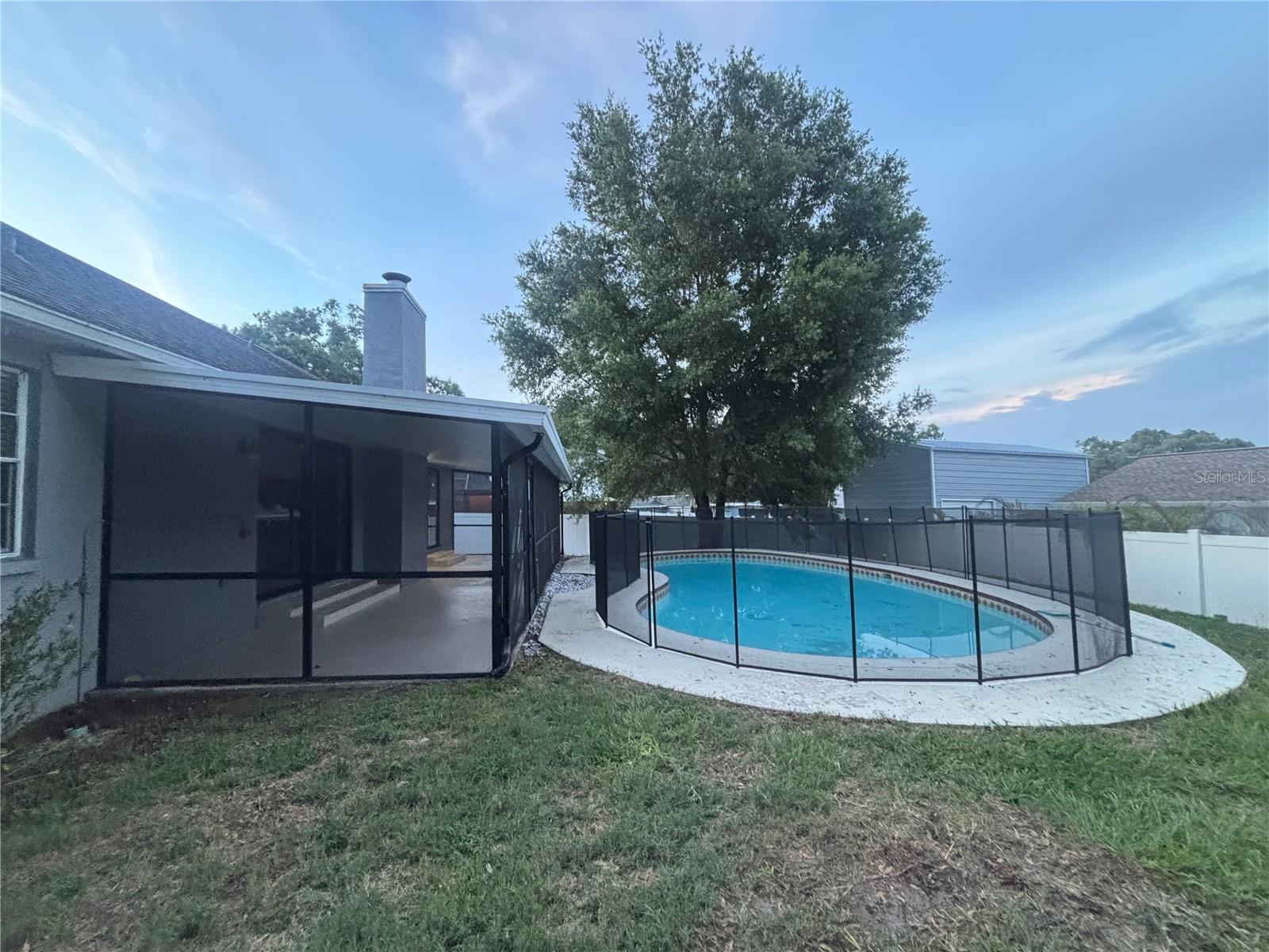 C7527493