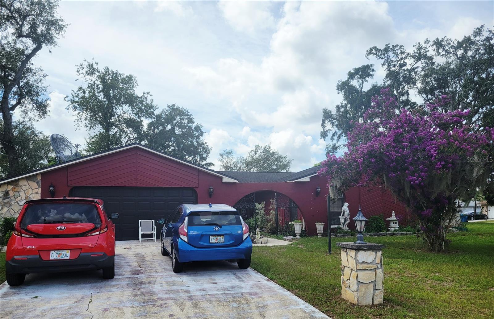 Driveway with 2 car garage