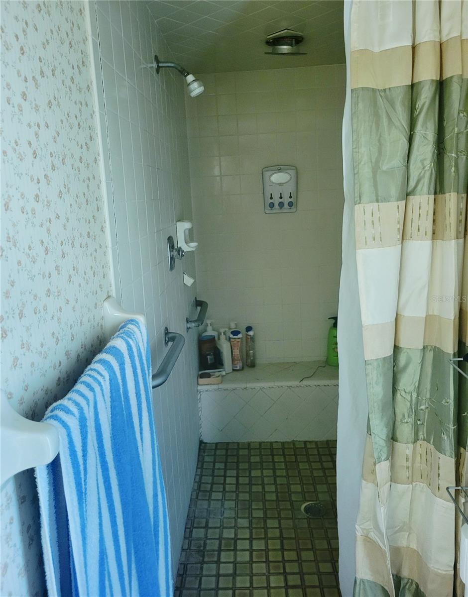 Walk in shower