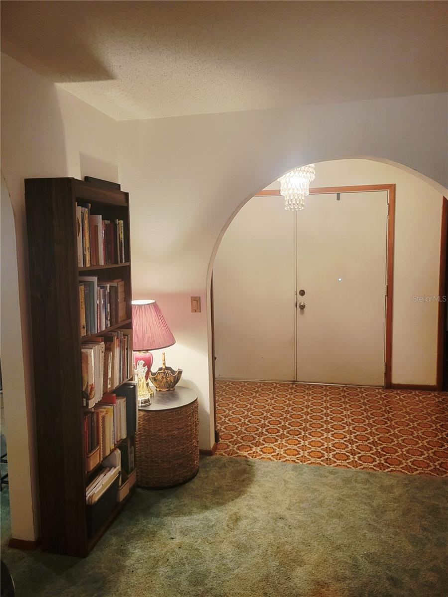 Double door entry