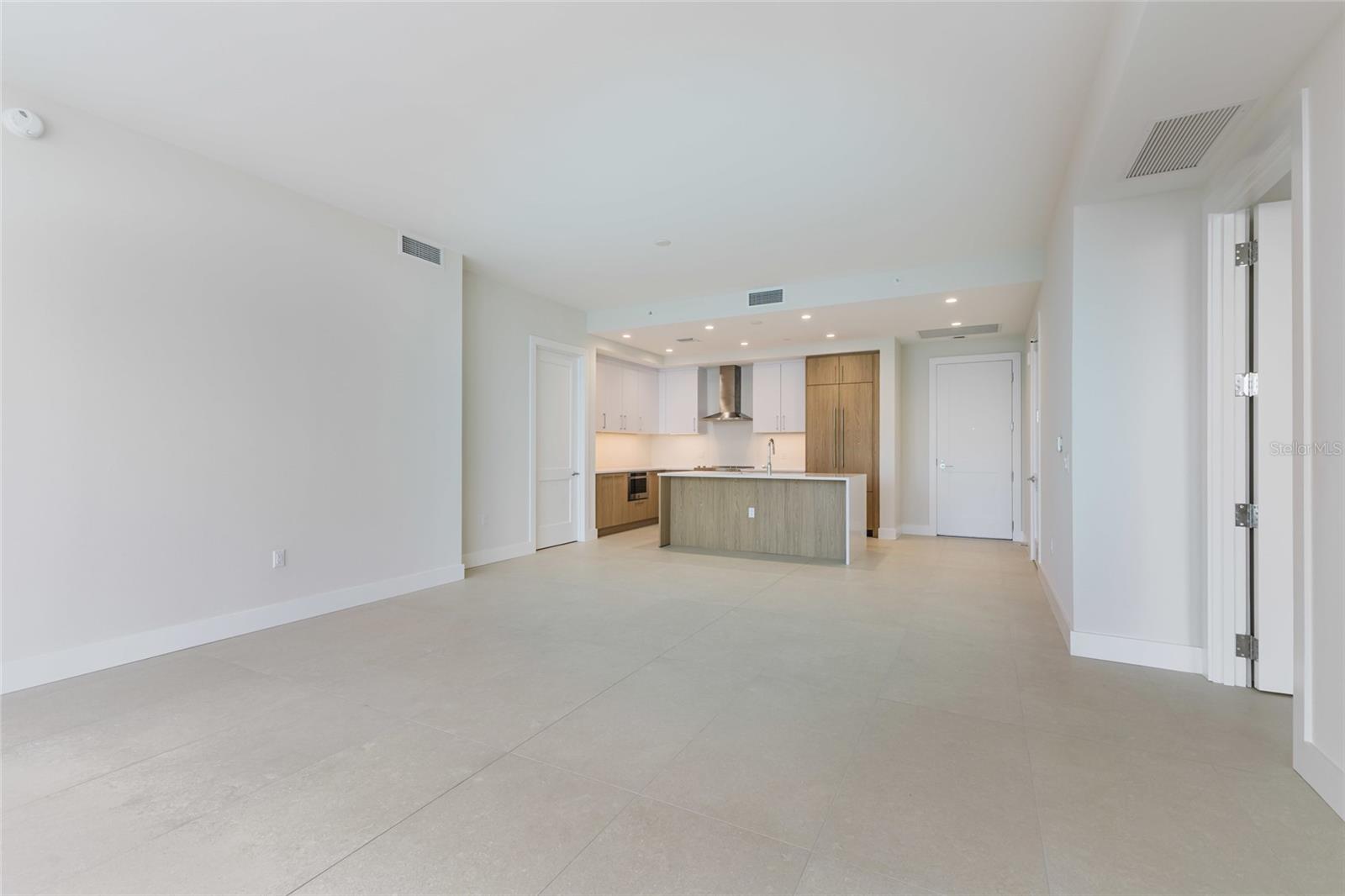 Kitchen/Dining Area