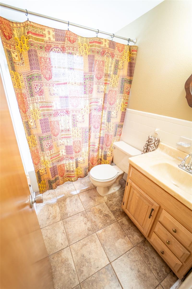 2ND BATHROOM