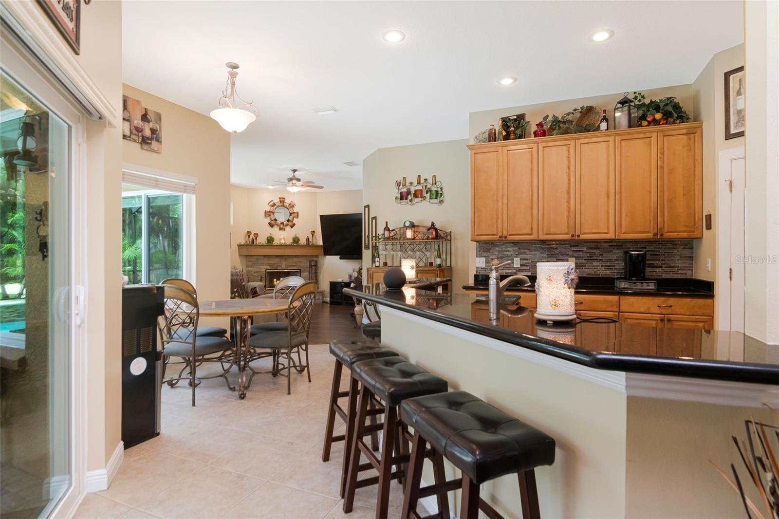 Breakfast Bar