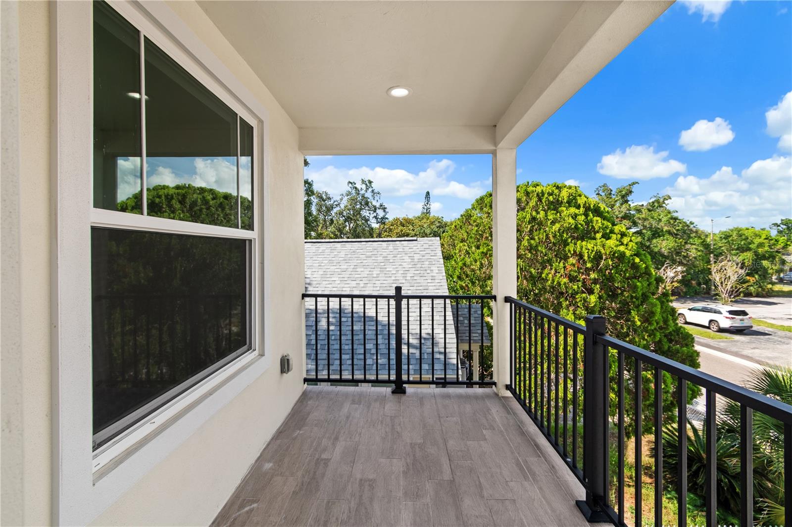 2ND LEVEL BALCONY OFF BONUS ROOM