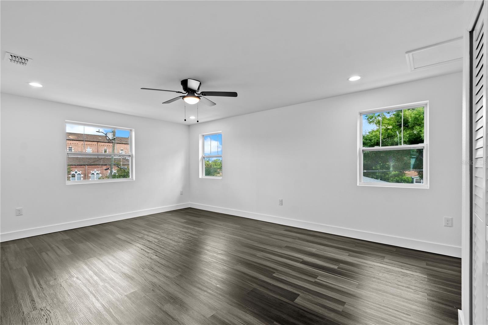 2ND LEVEL BONUS ROOM