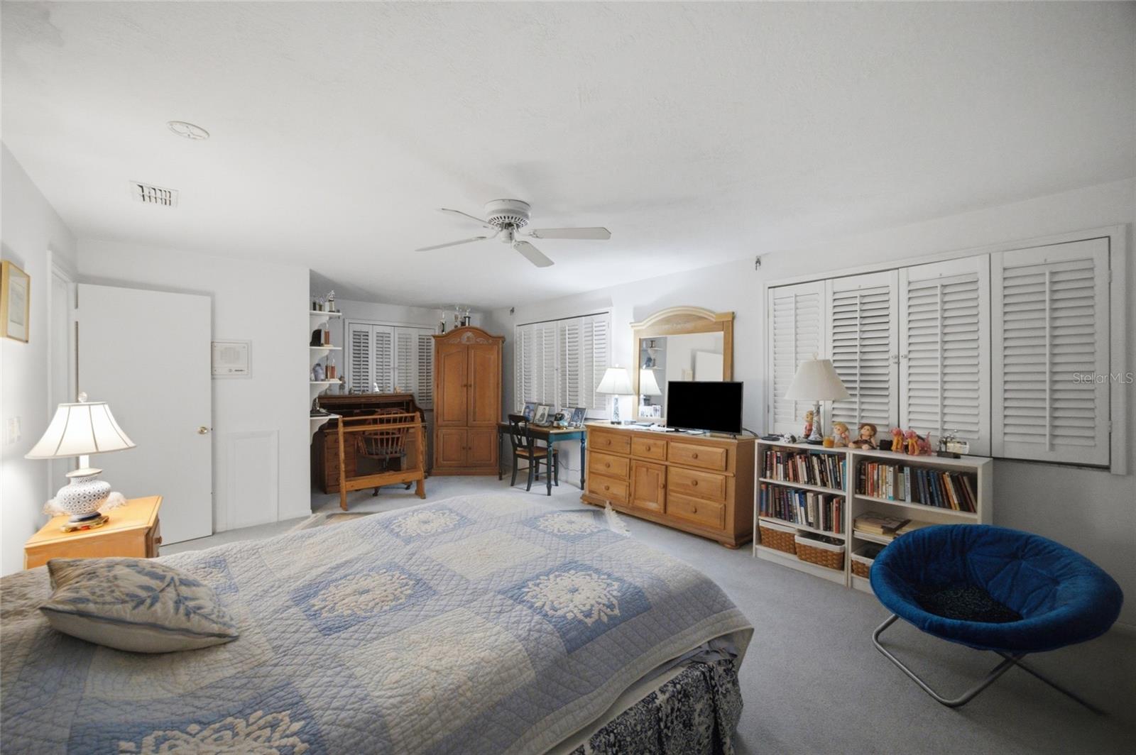 Upstairs Bedroom 1 angle 3