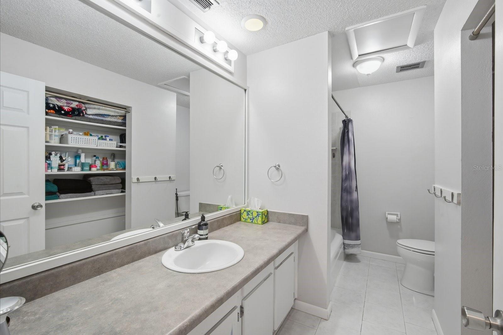 2nd floor bathroom
