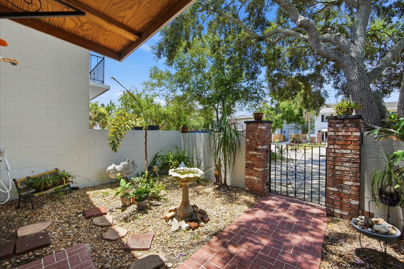 Entry terrace