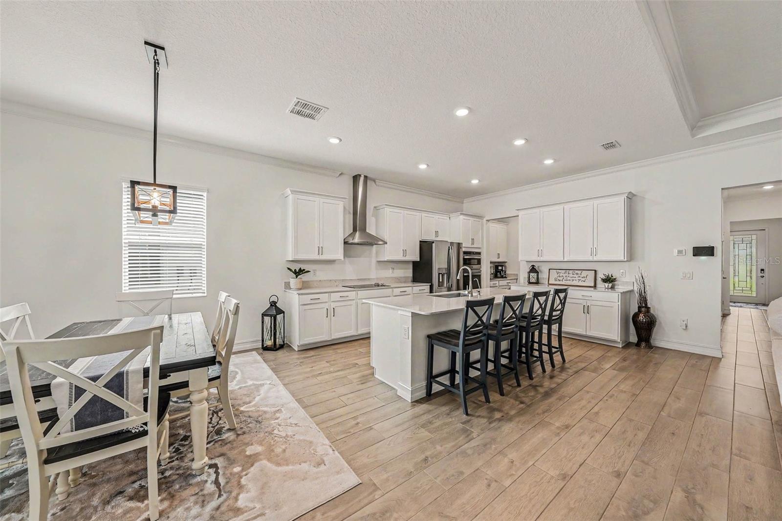 Perfect floorplan for the busiest of families!