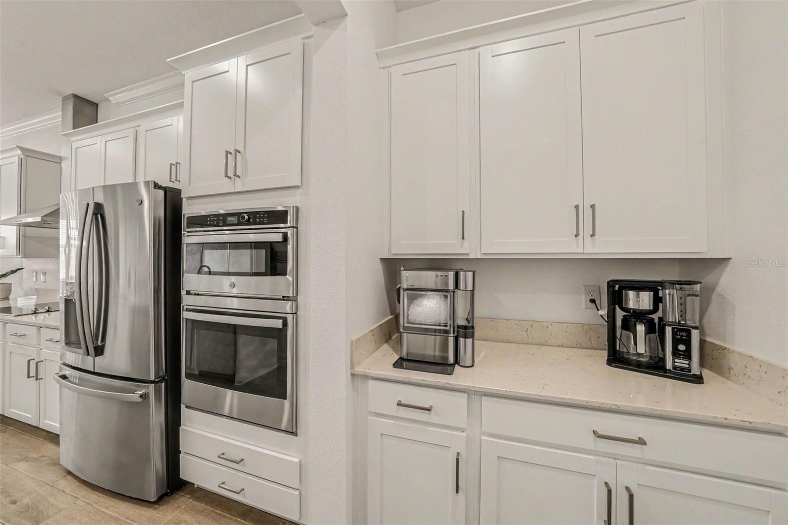 Butler pantry continues to impress!
