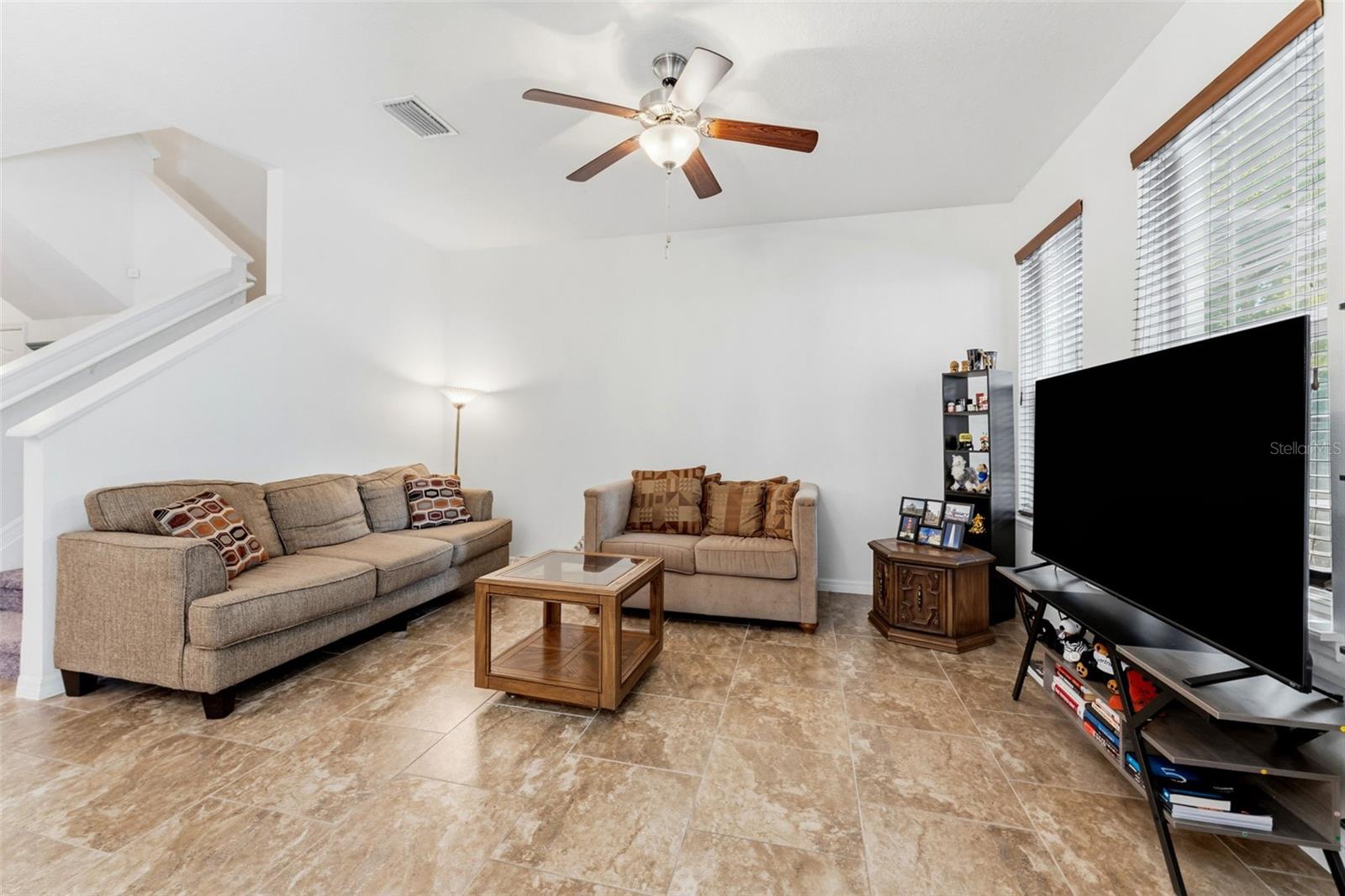 living/dining room