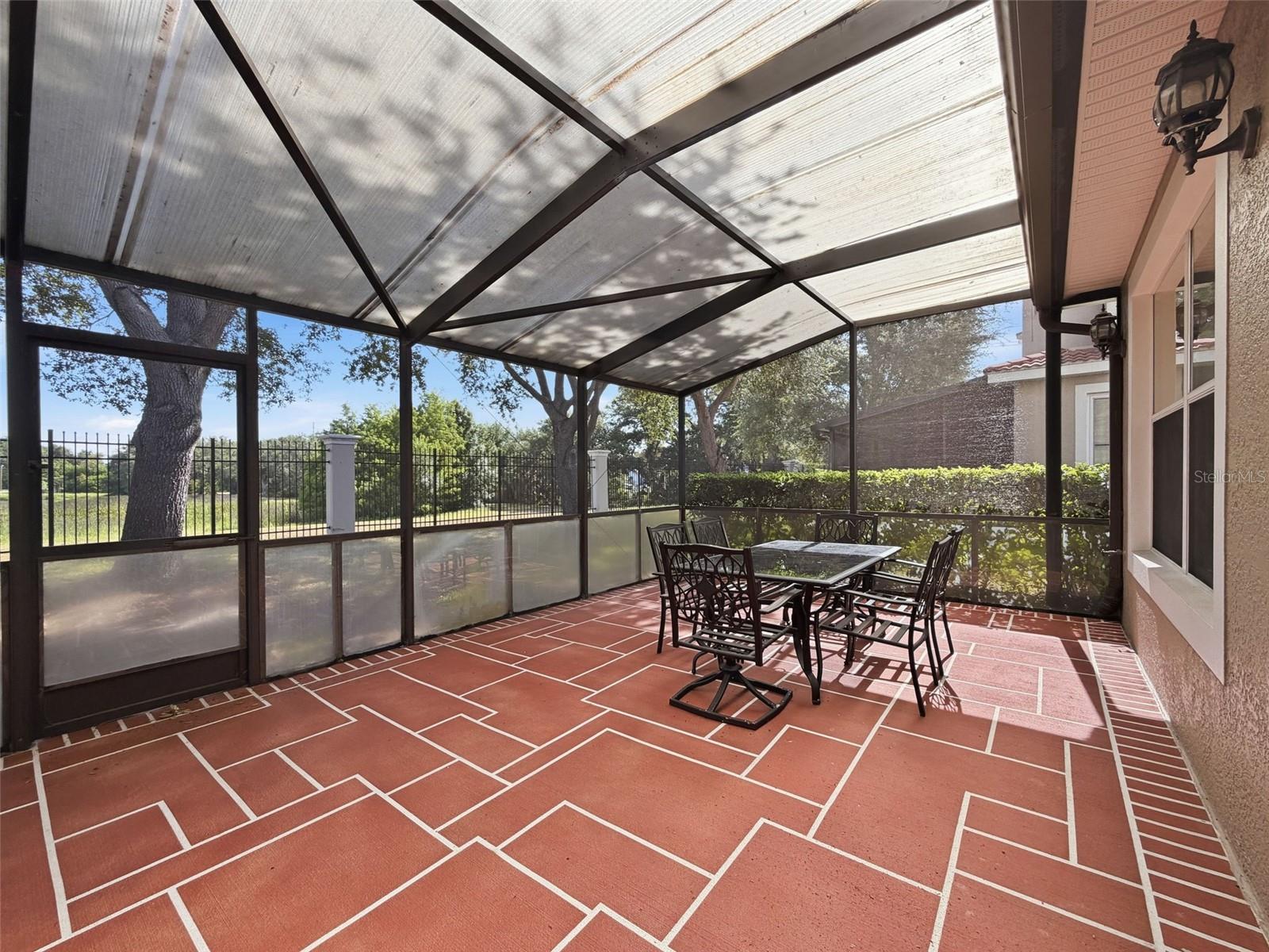 Screened in Patio
