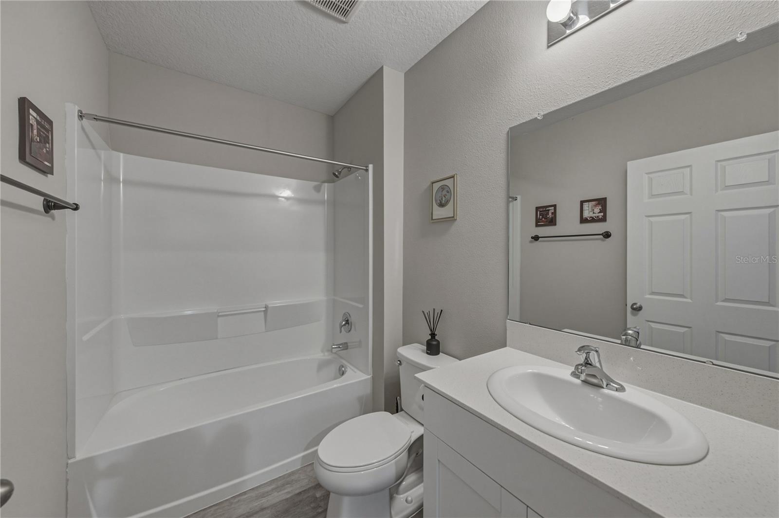 Downstairs full bath