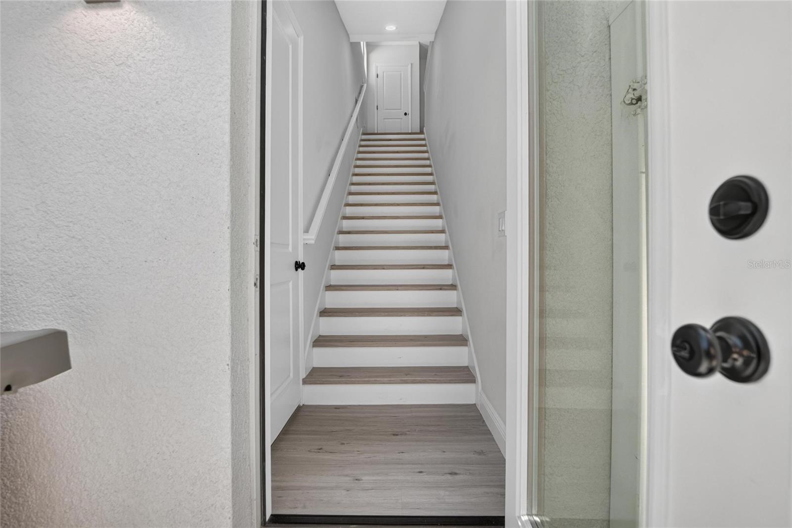 Secondary Living Area - Private Entry