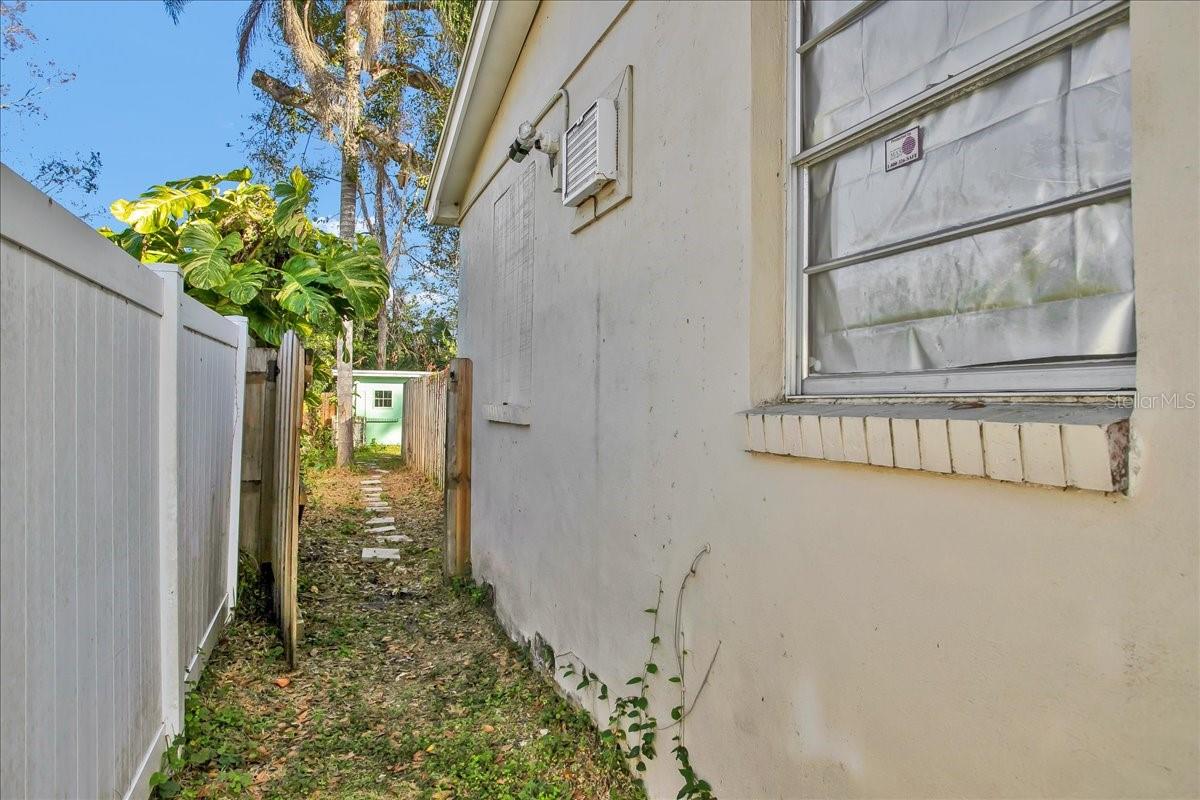 left side rental or Mother in law unit