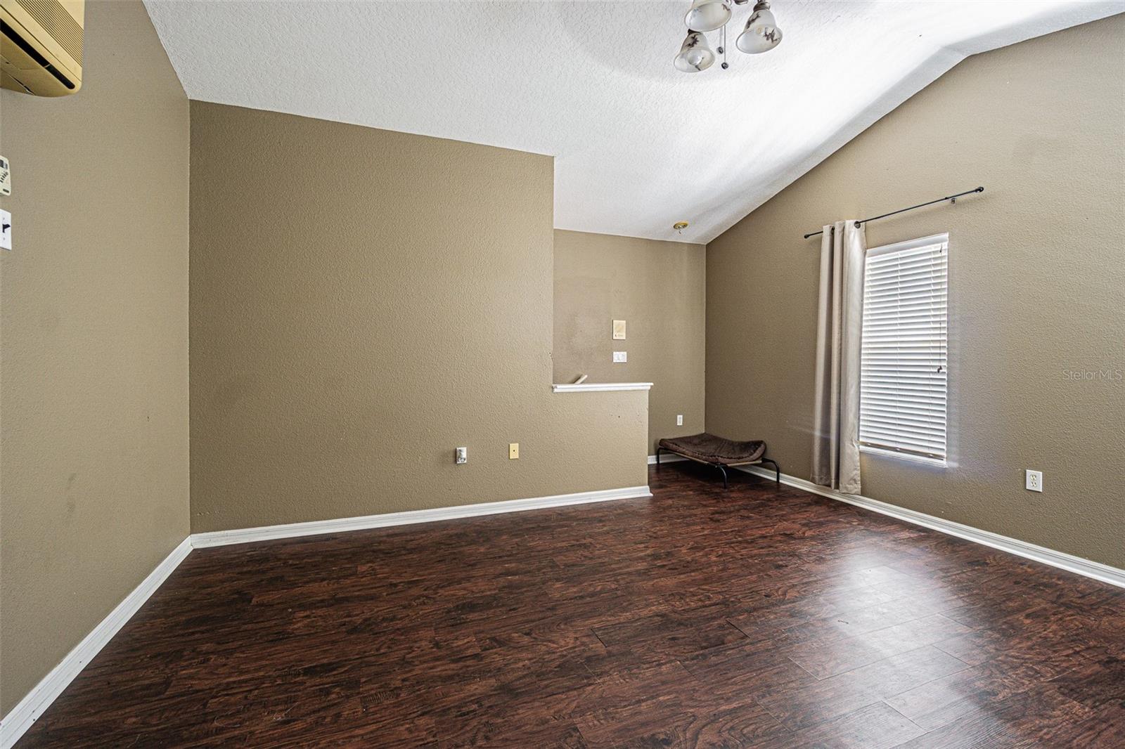 Bonus room