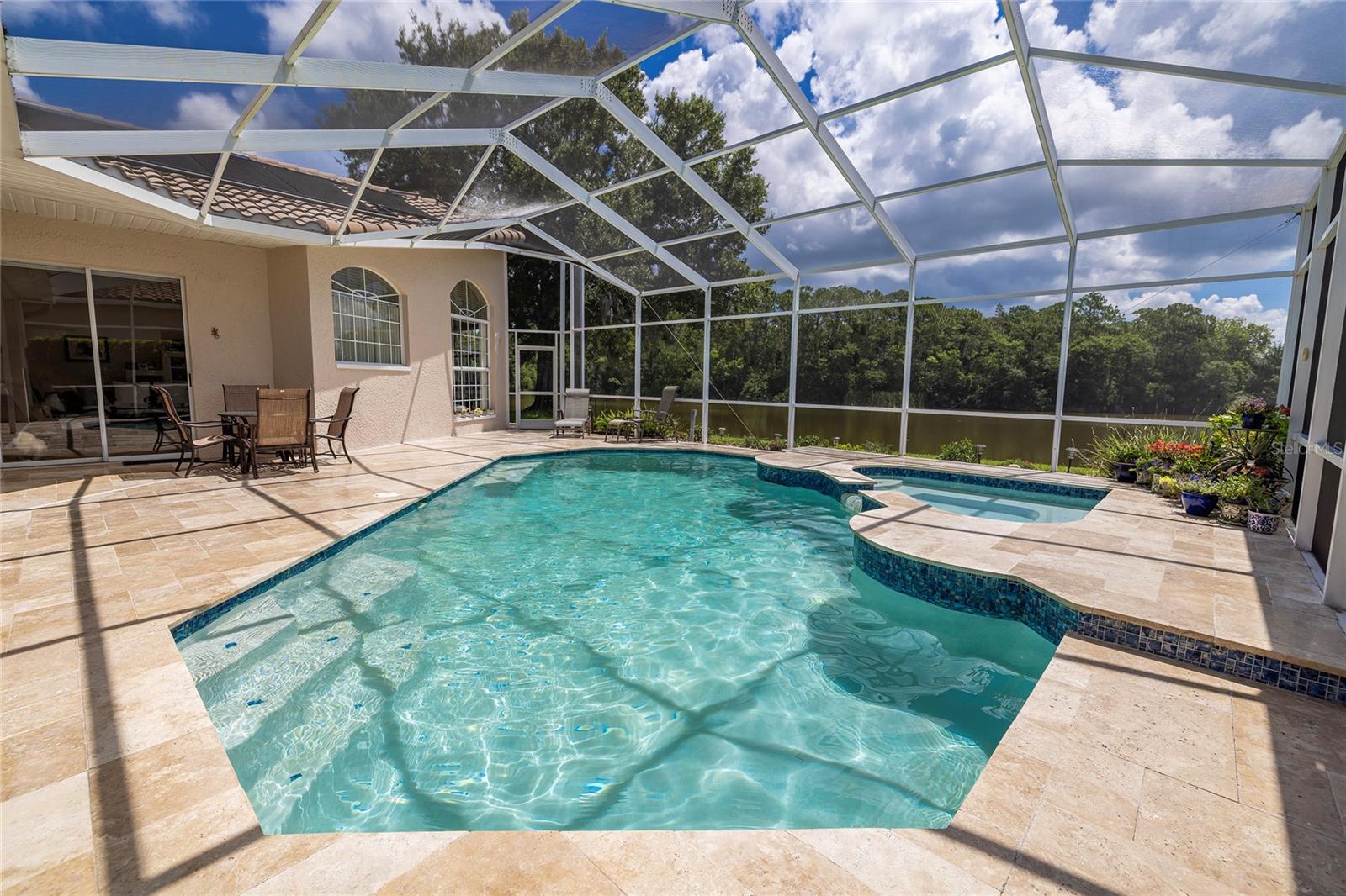 Beautiful travertine deck