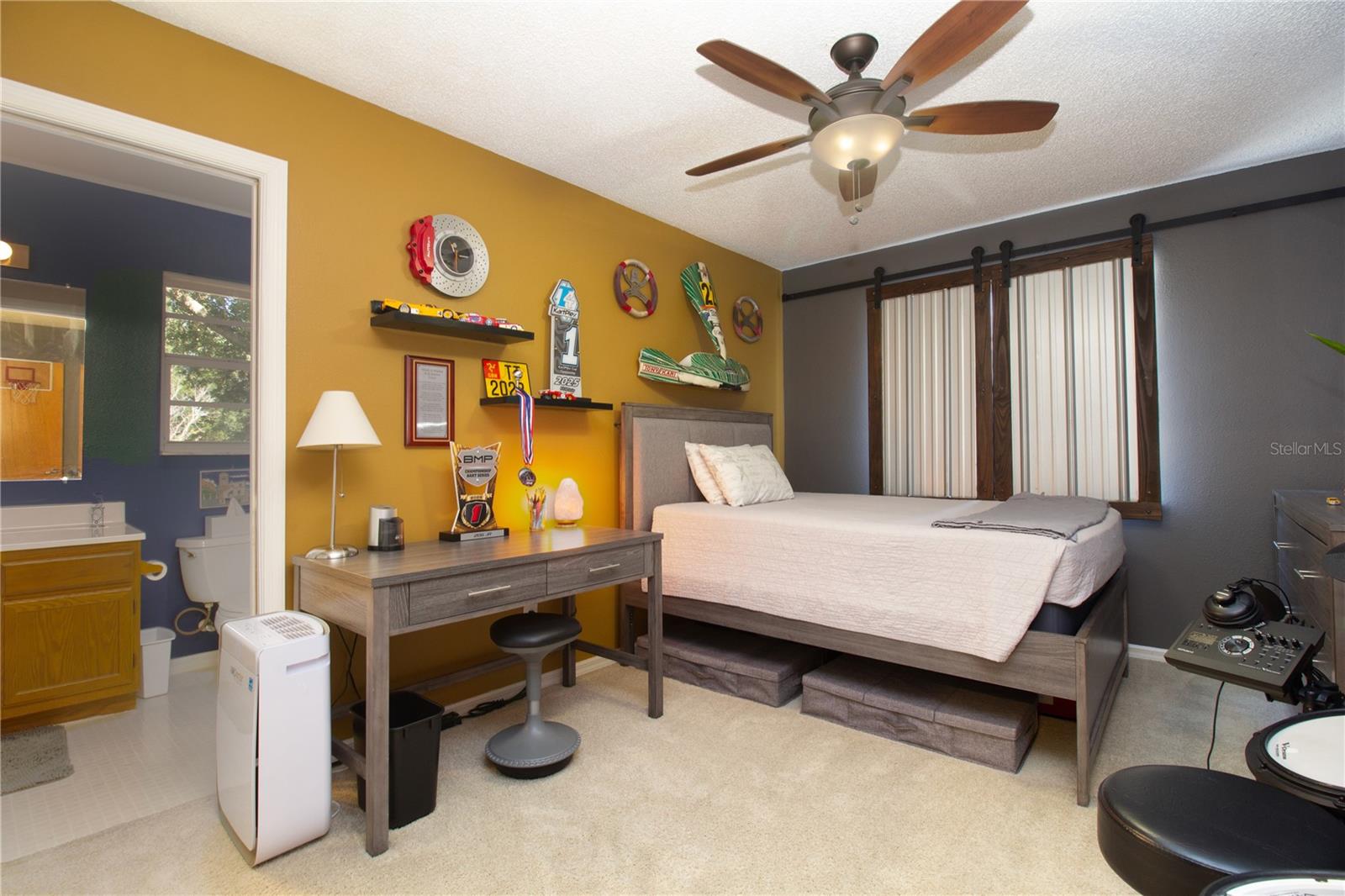 Bed 3 to Jack & Jill Bath