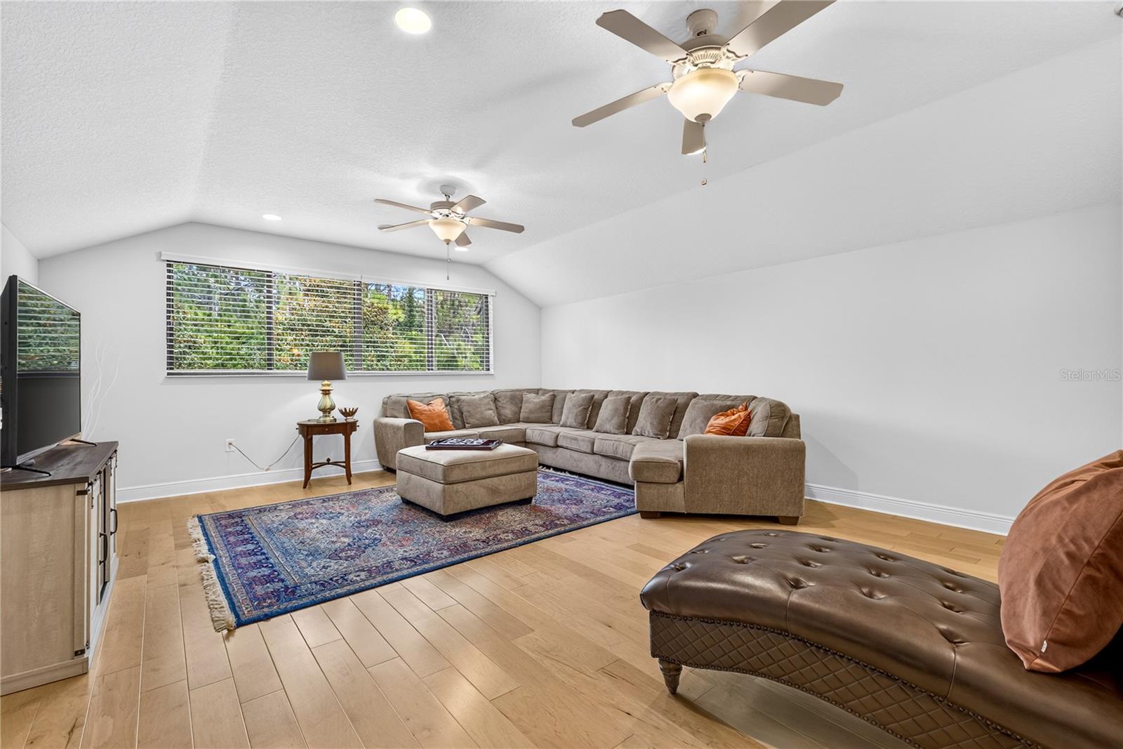 2nd floor loft