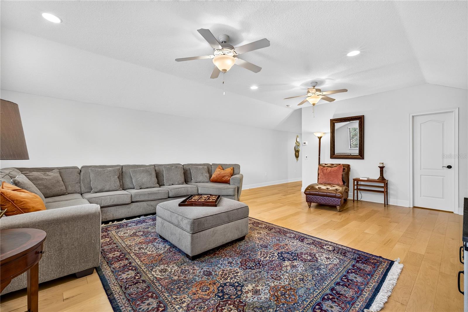 2nd floor loft