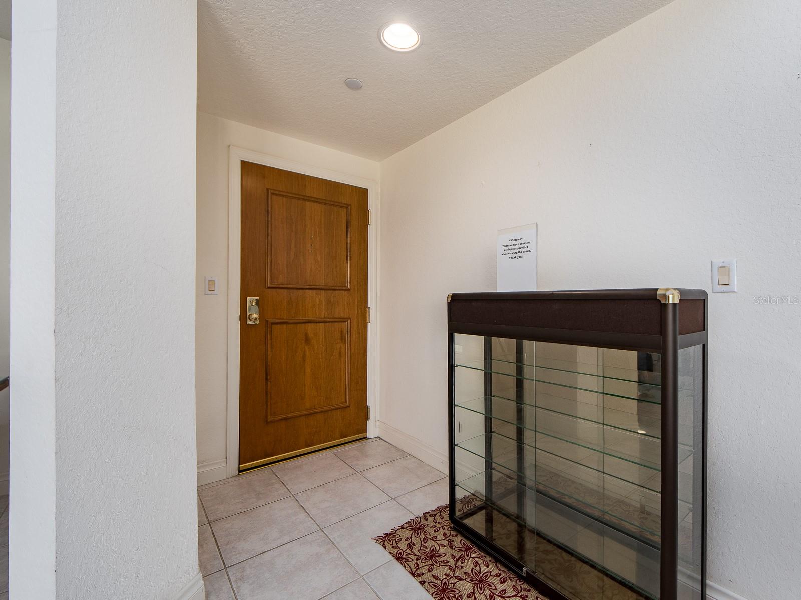 Entry way