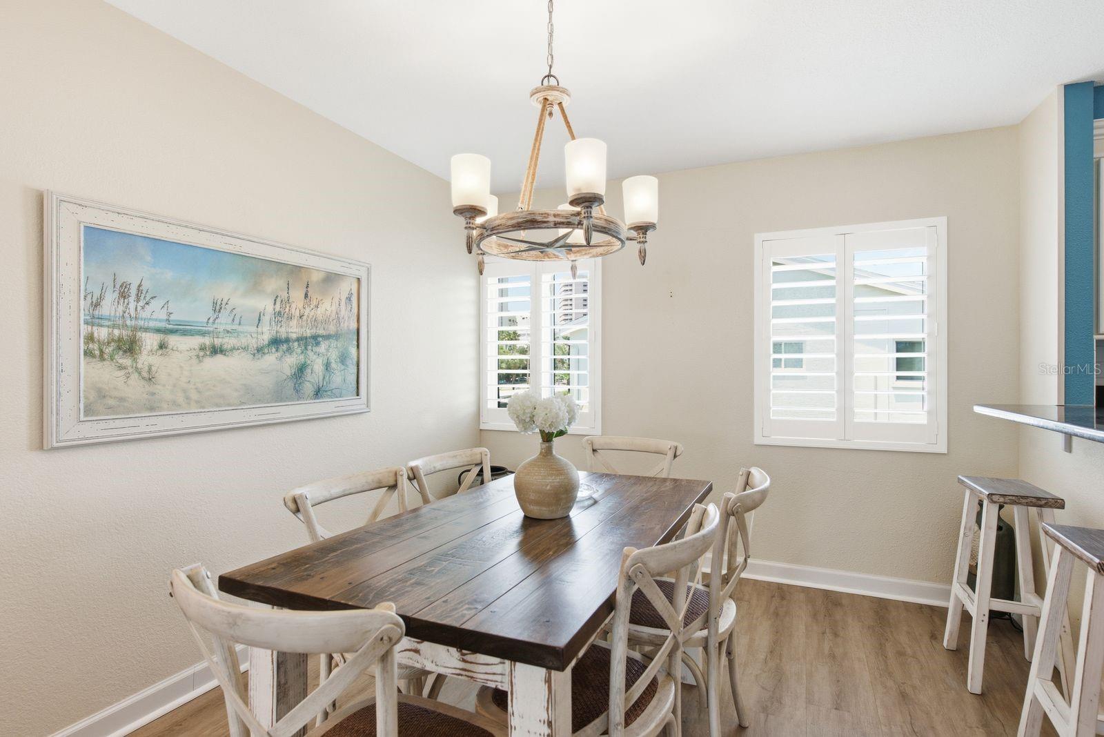 Full dining area off kitchen