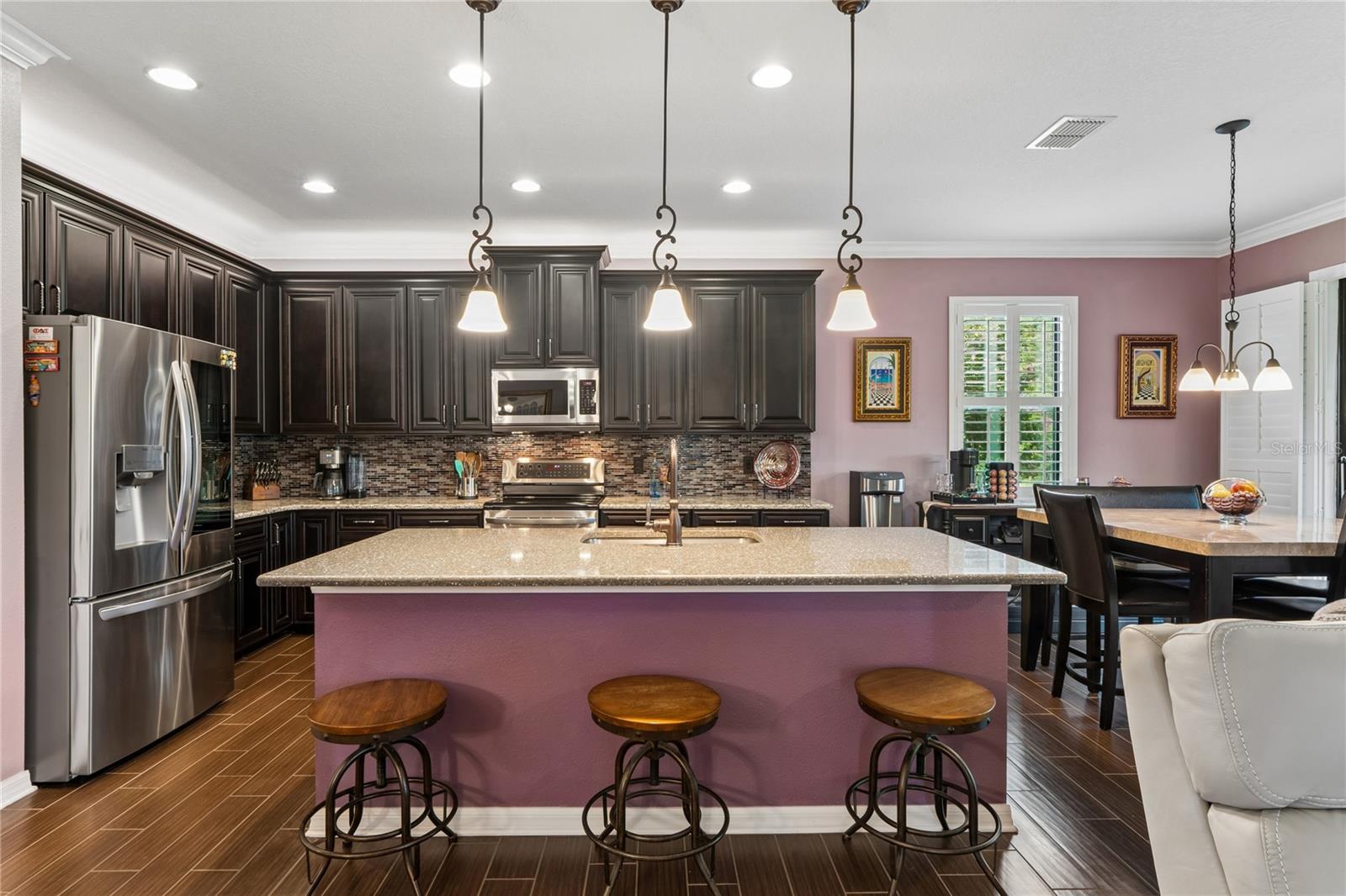Big Open Kitchen Plan Makes Cooking Easy