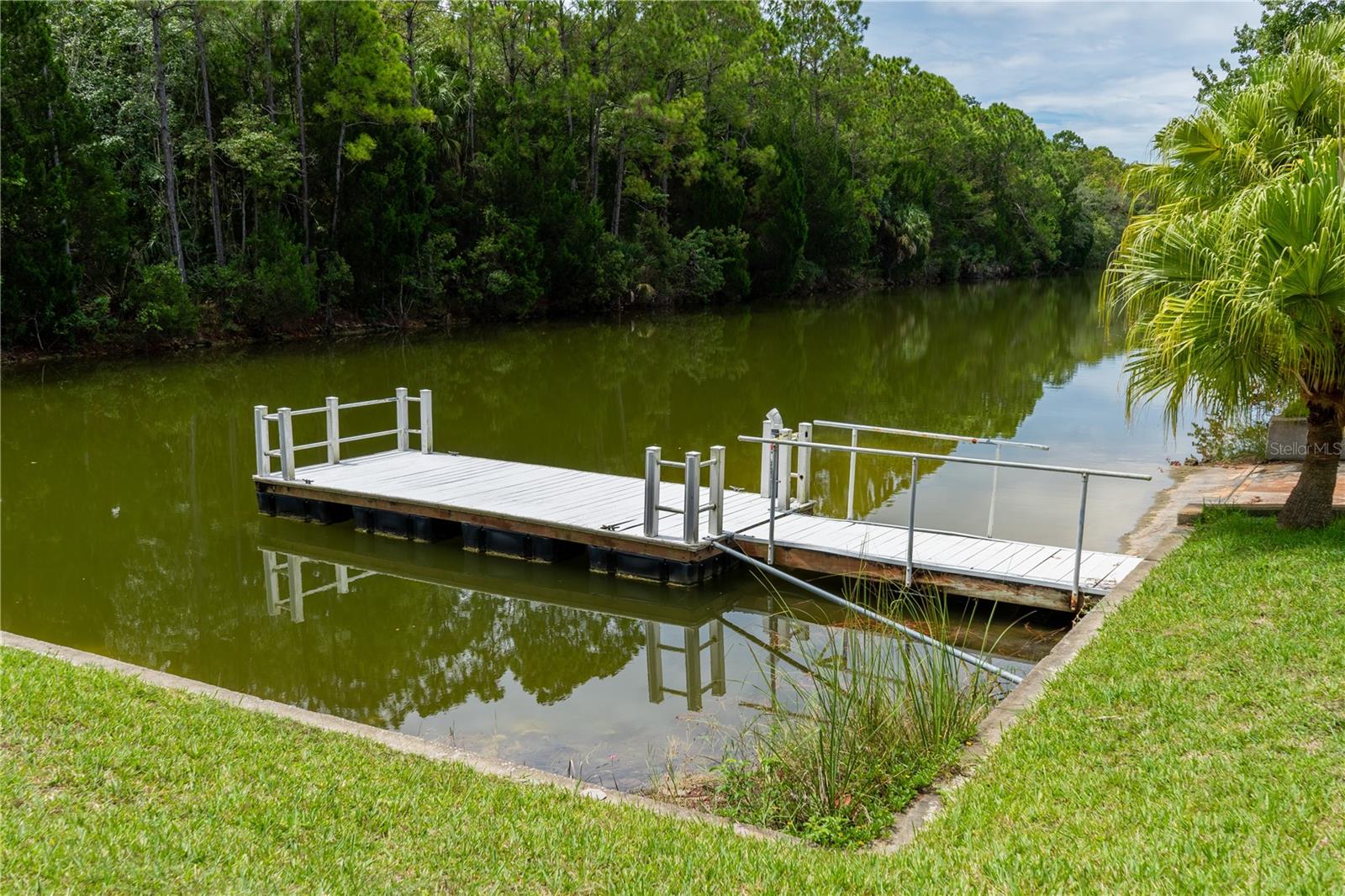 Hernando Beach South — waterfront living community