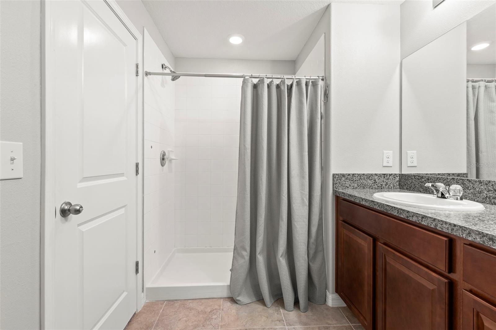 Primary En-Suite