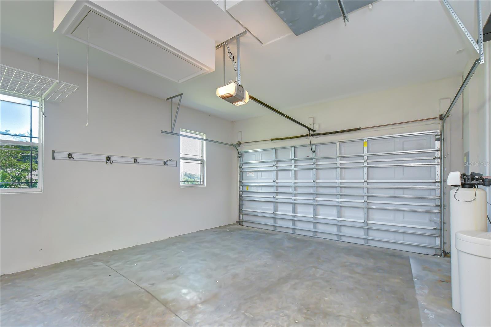 Side-Entry Garage