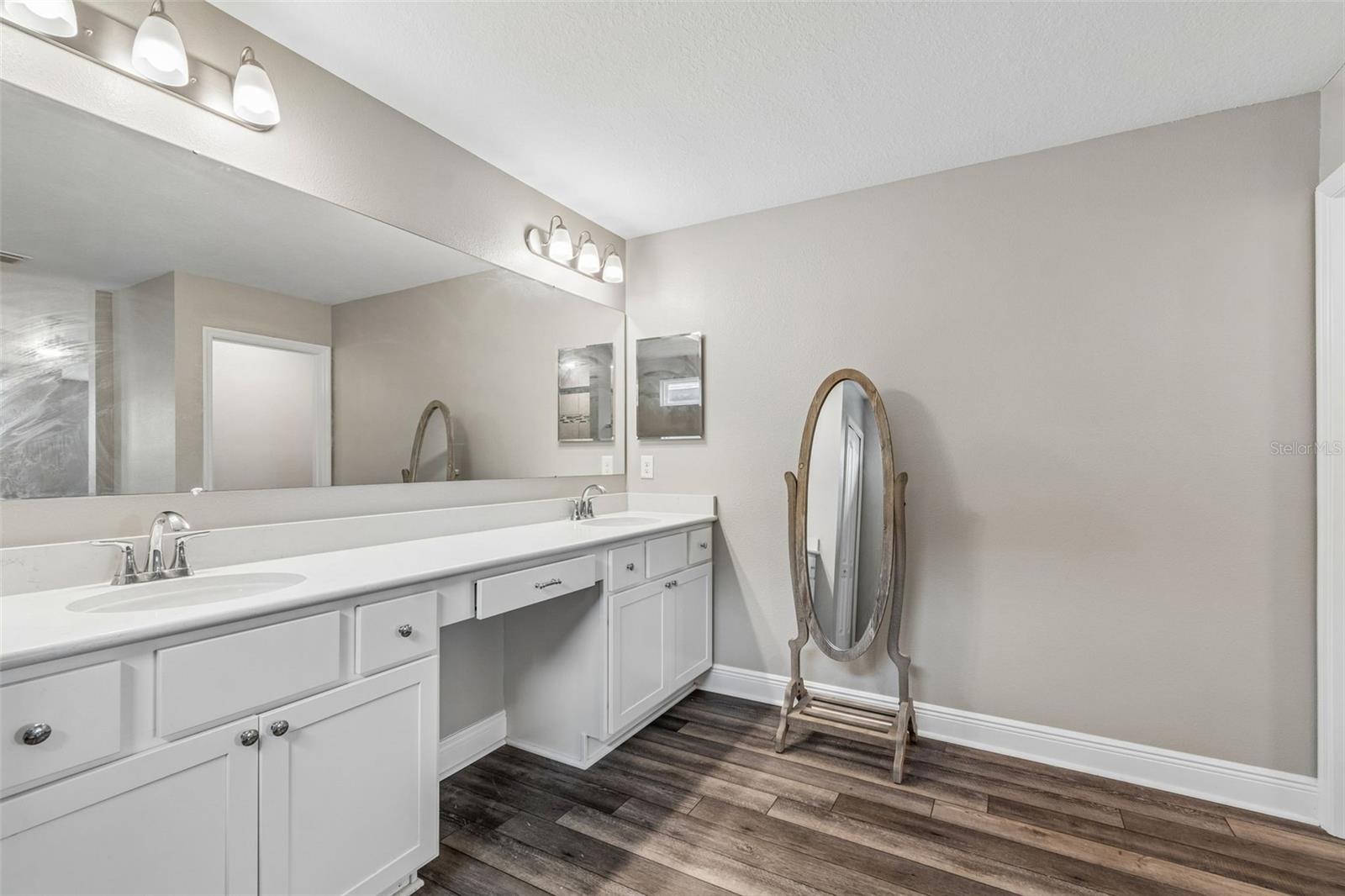 Owner's Bath