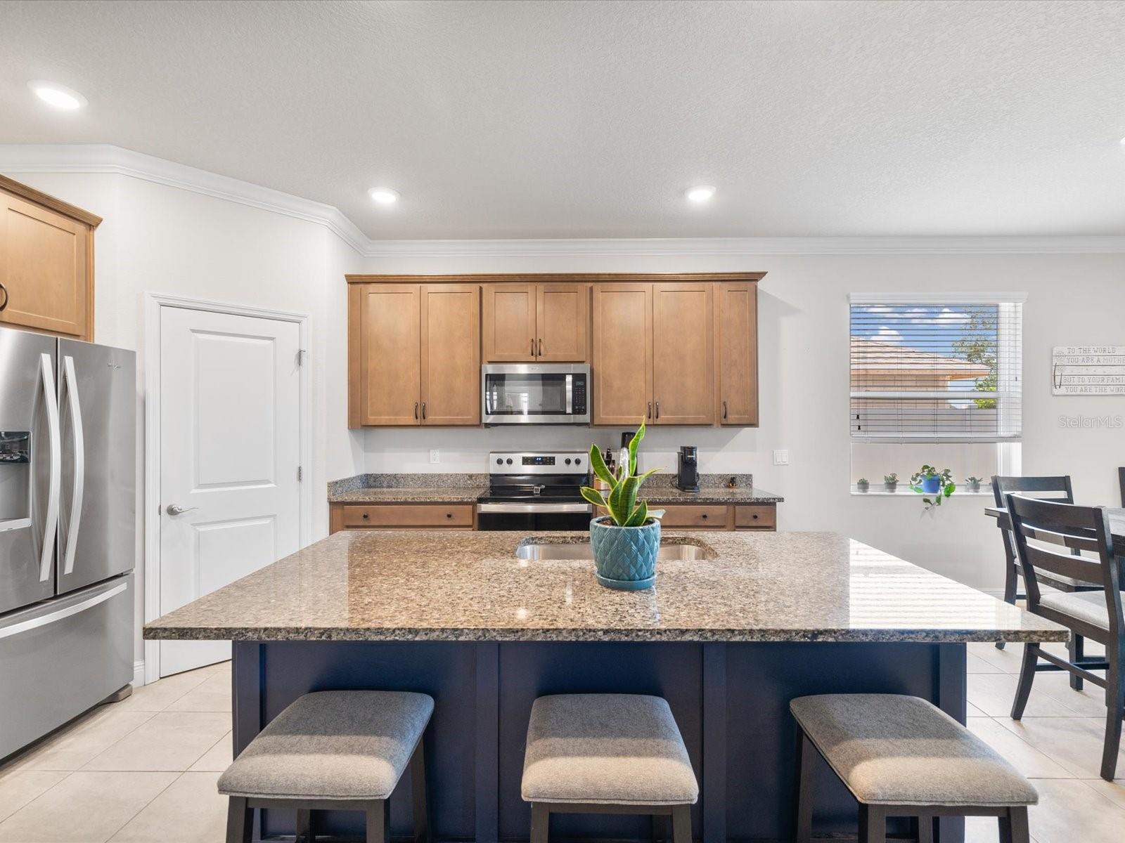 W7886896