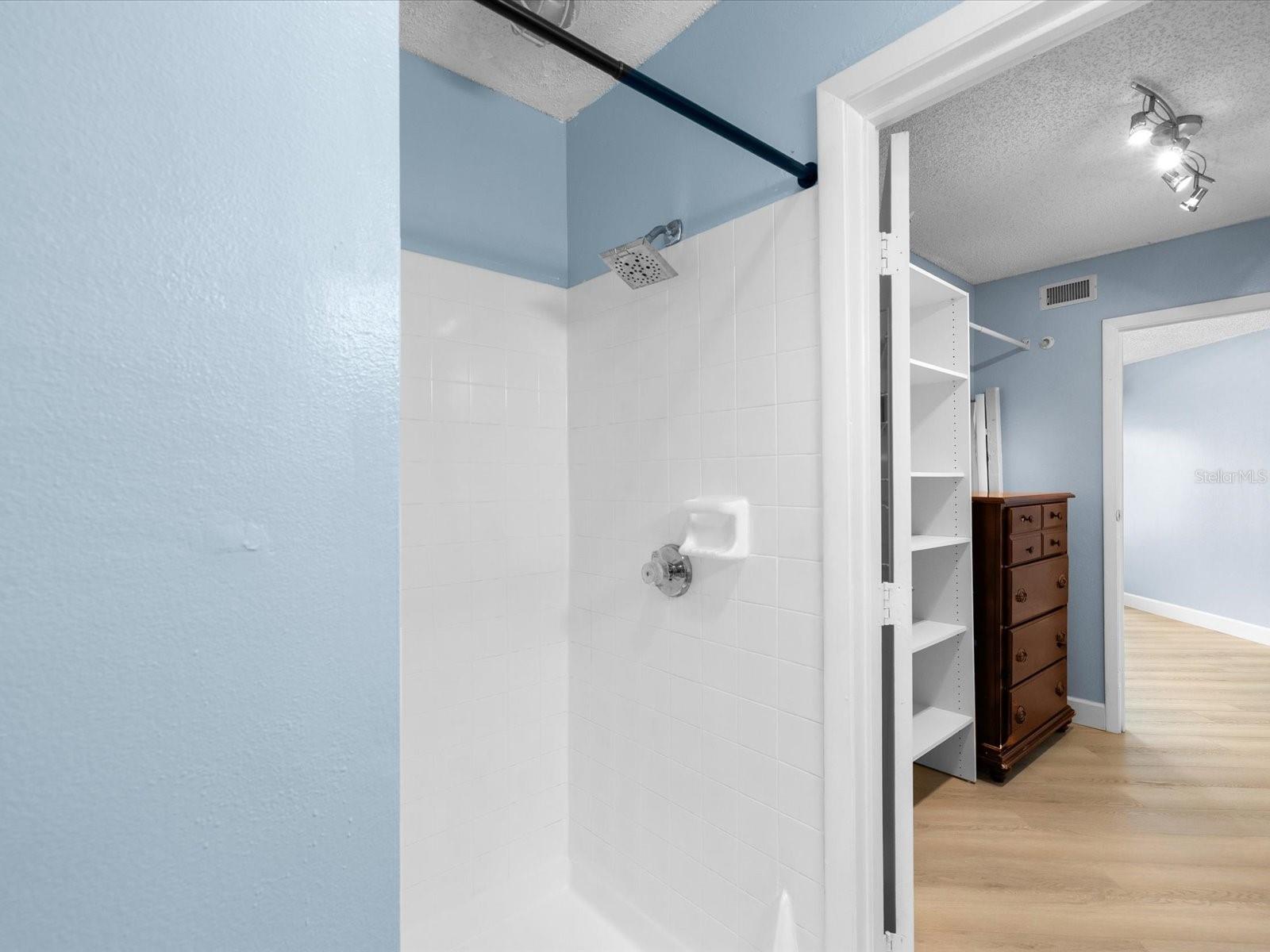 Primary En-Suite Bathroom with Walk In Shower