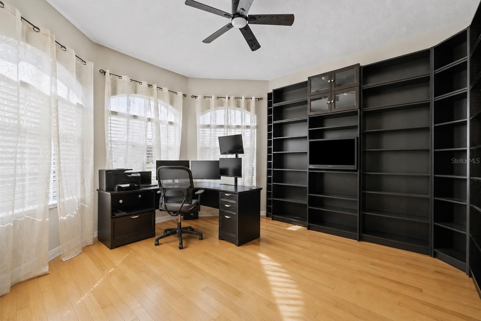 office/ flex space