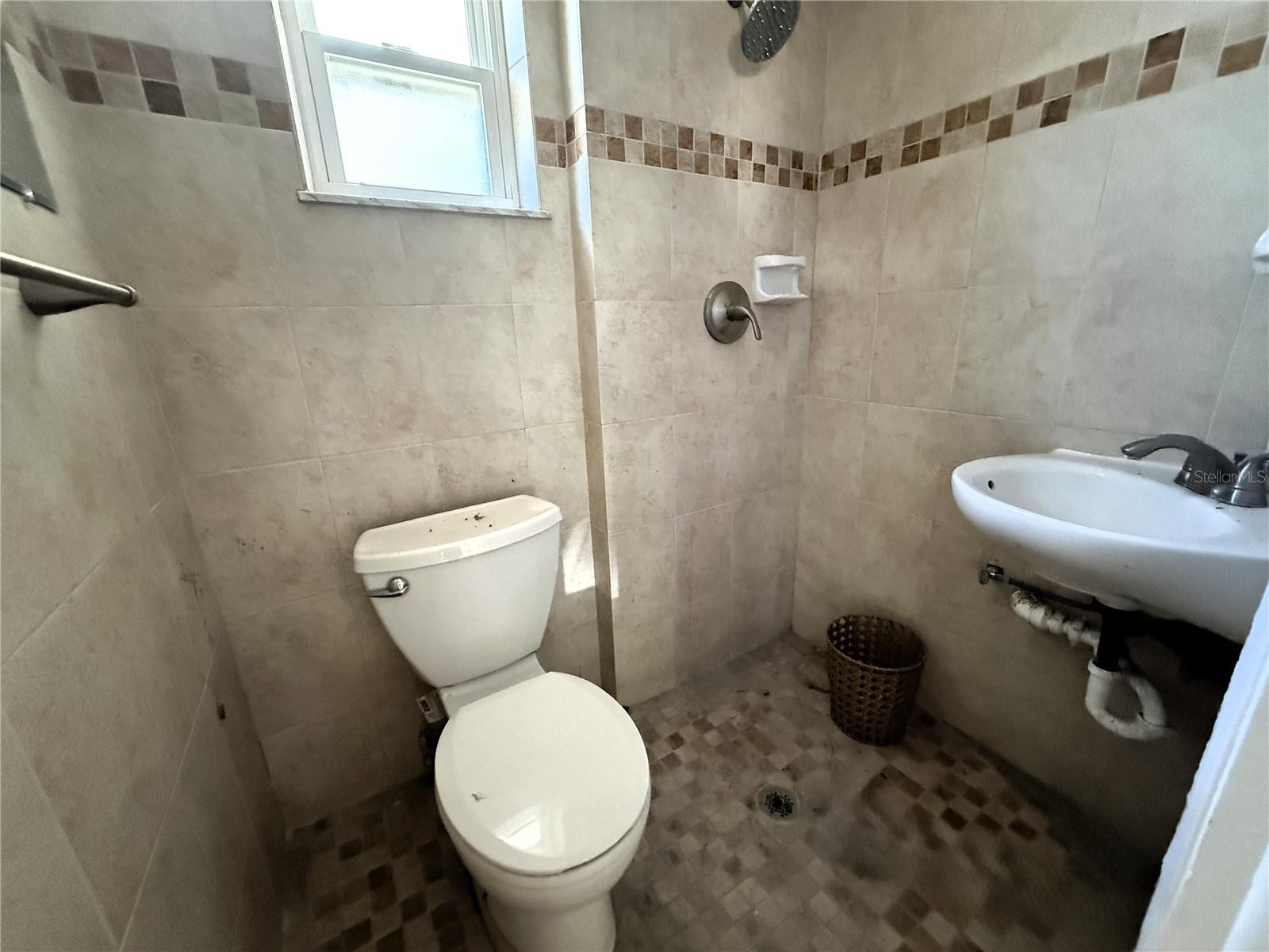 2nd Bathroom