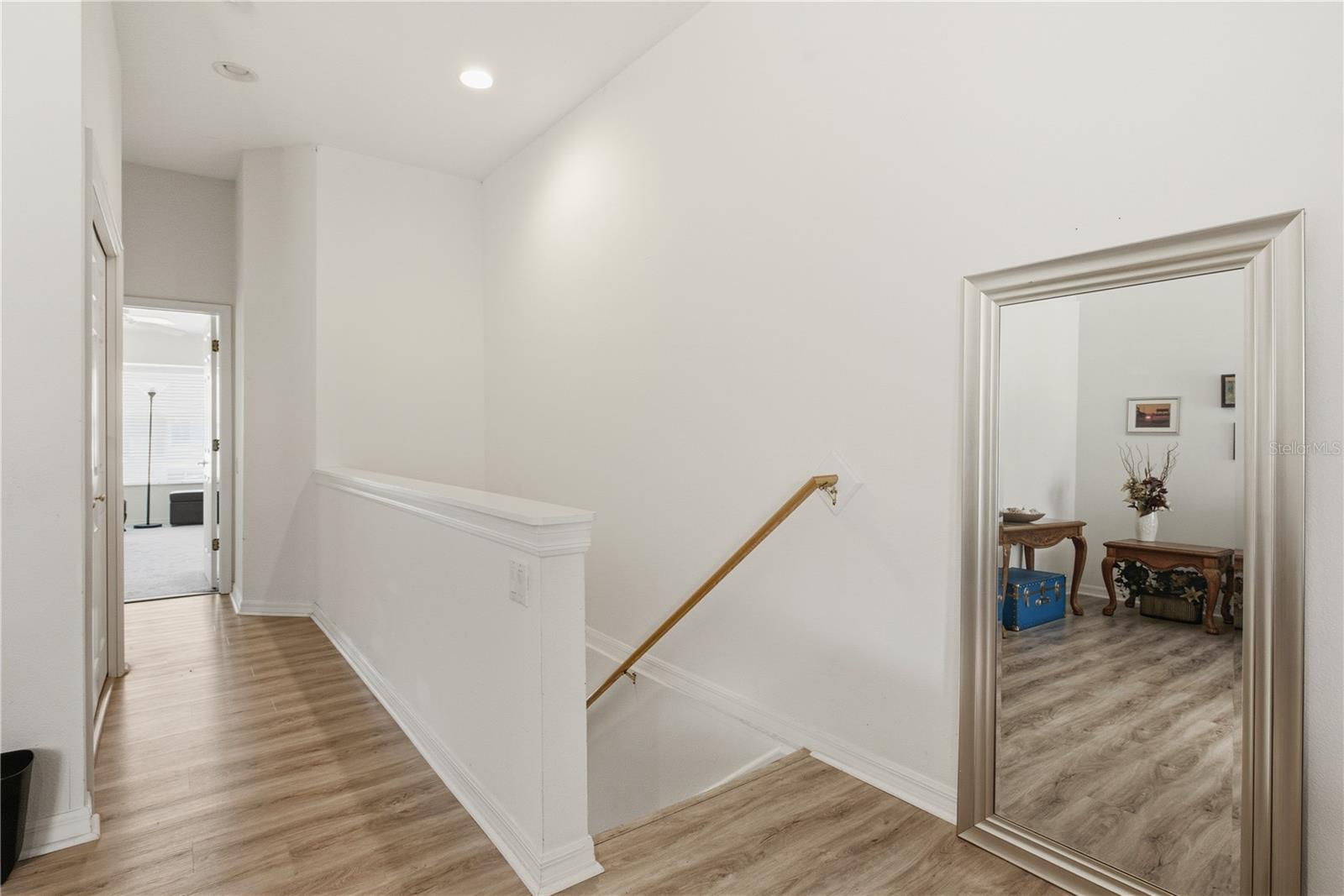 2nd Floor Landing