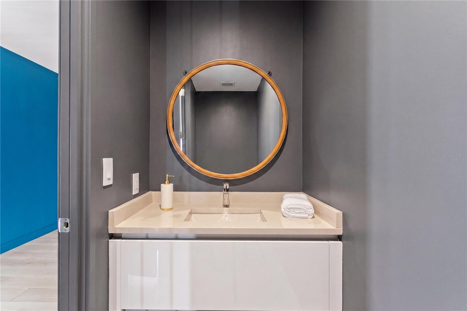 Powder Room.