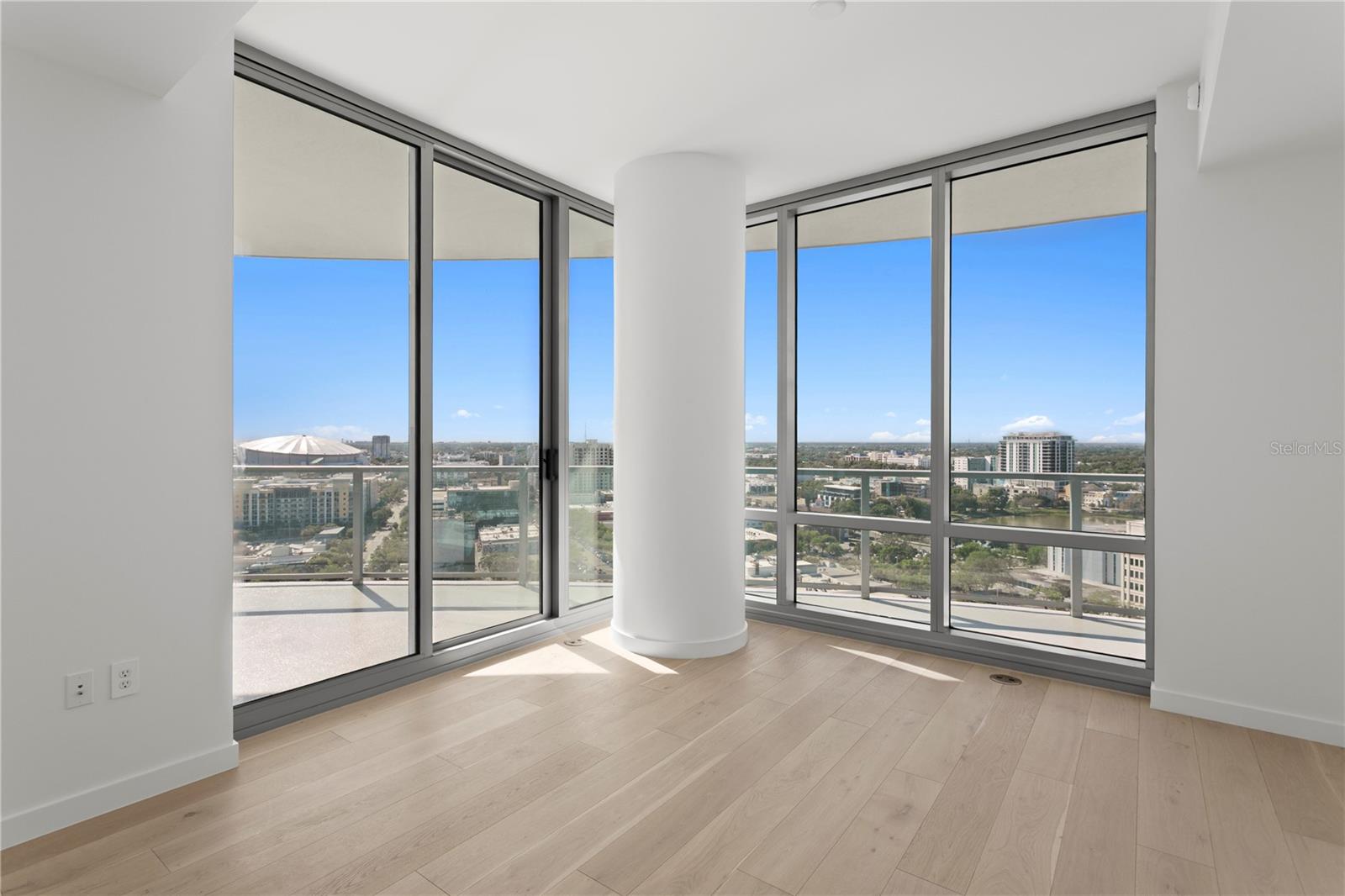 Guest En-Suite with Balcony access.
