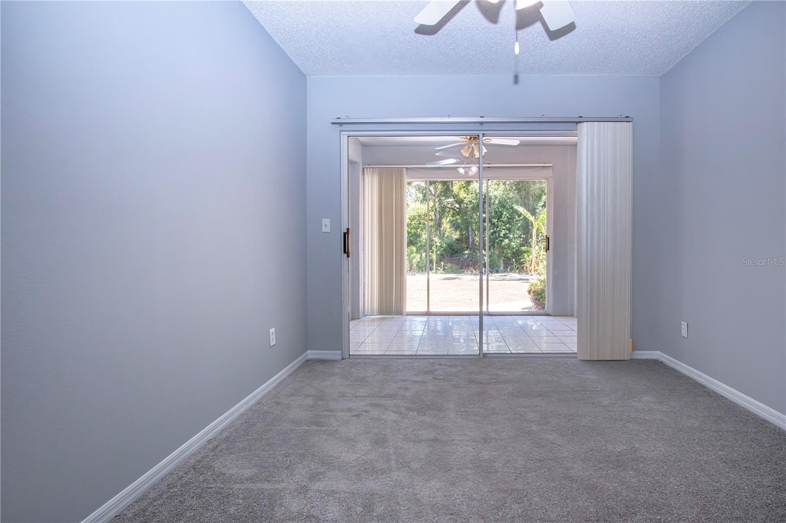 Guest Bedroom w/Entrance to Private Guest Lanai