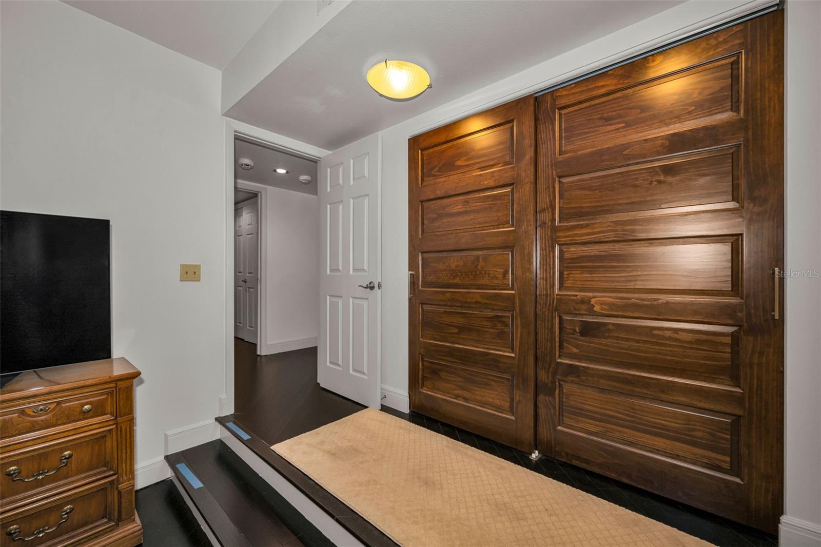 10' Master closet in addition to the walk in closet.