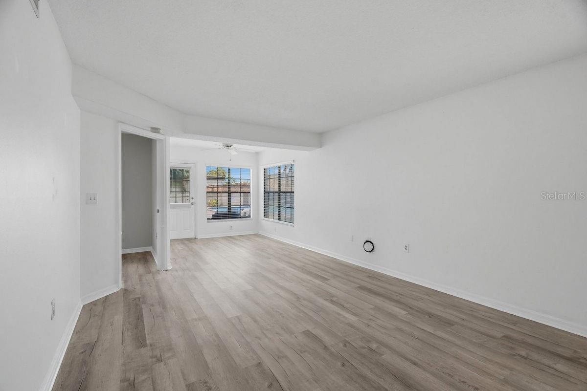 Living / Bonus Area