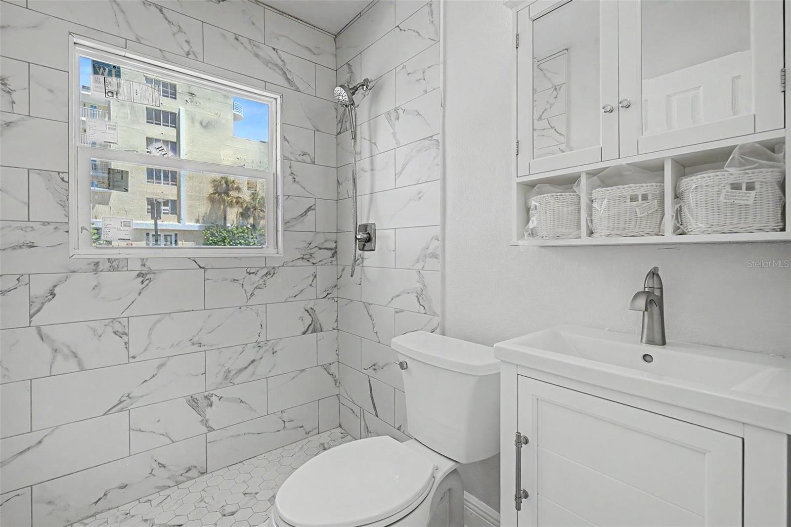 En Suite Bath