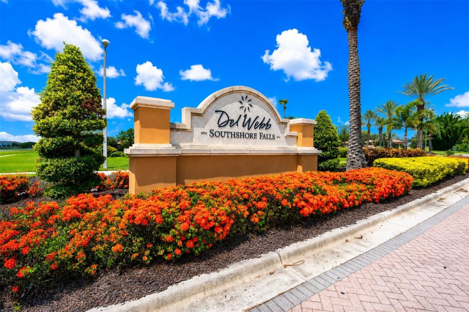 Beautifully maintained and landscaped community.