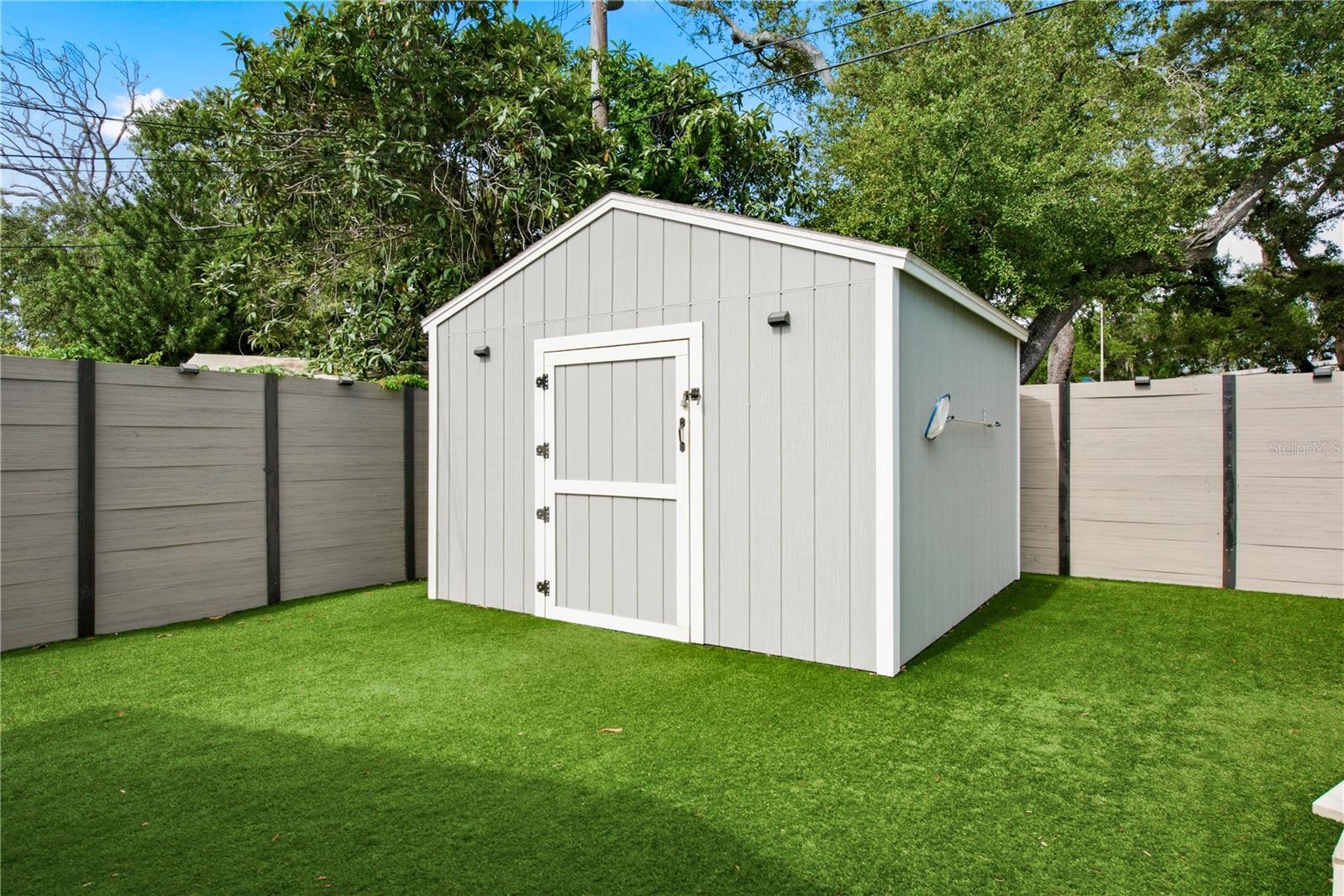 Shed
