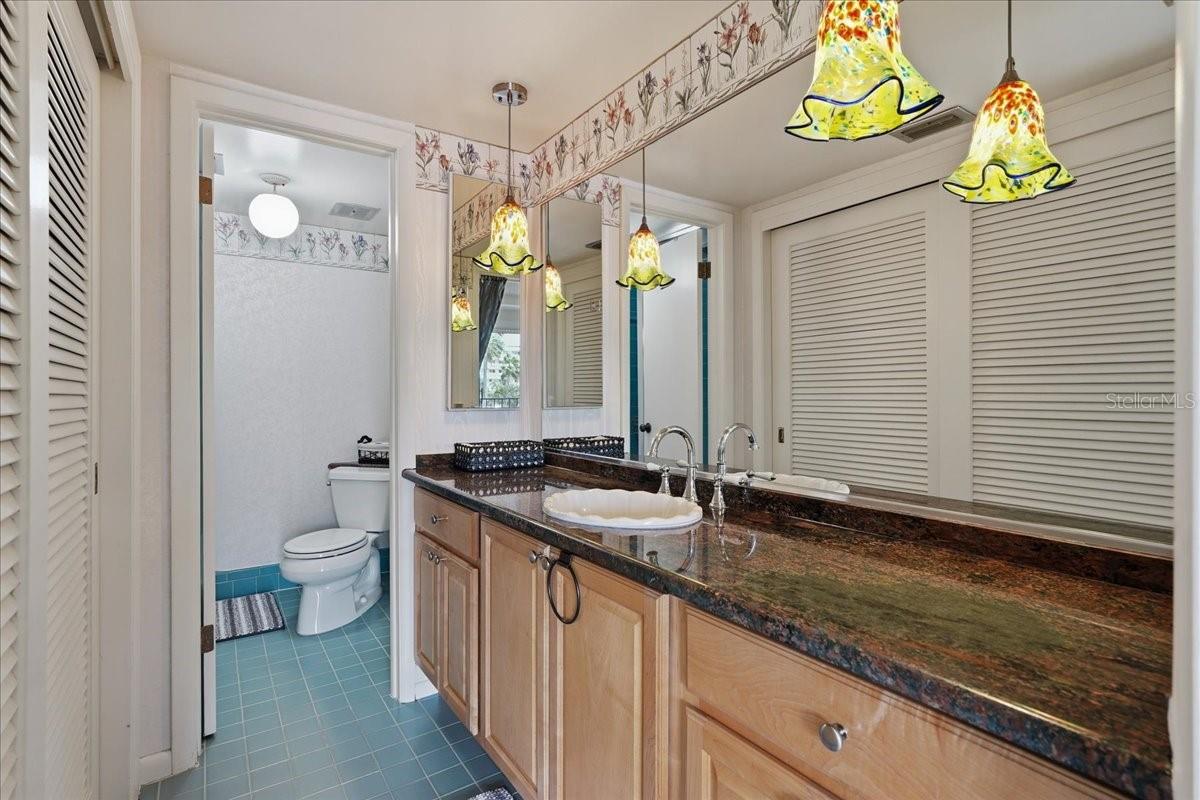 2nd Bathroom