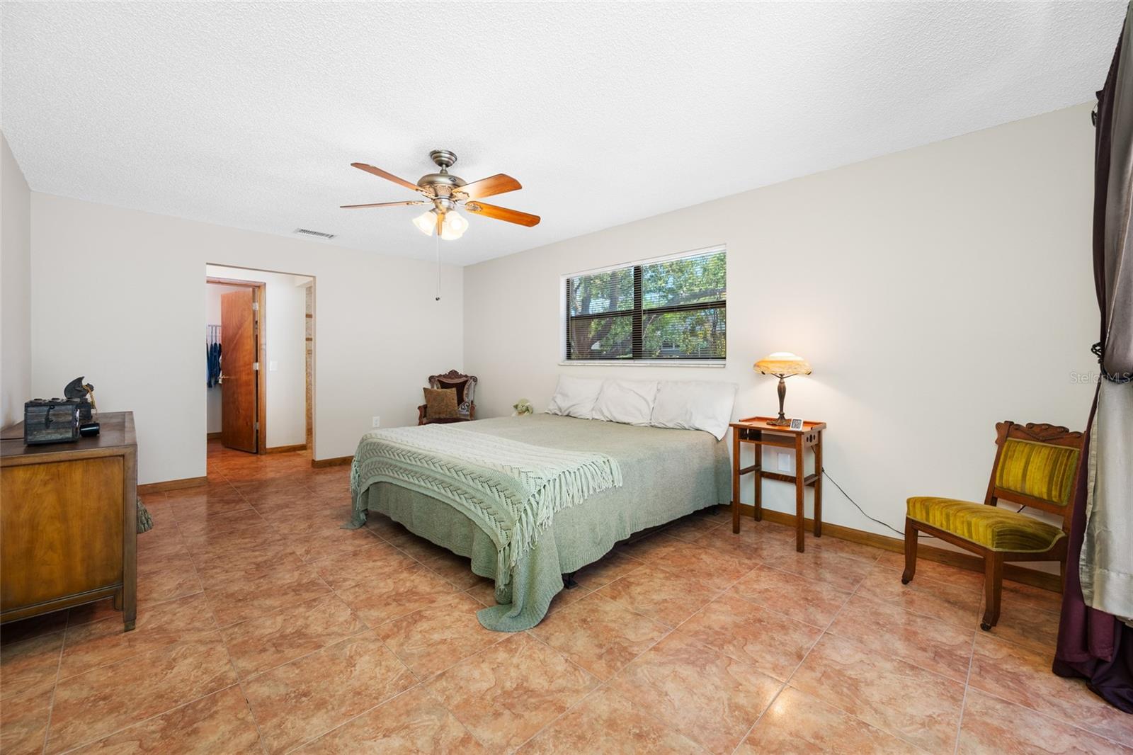 Spacious Primary Suite