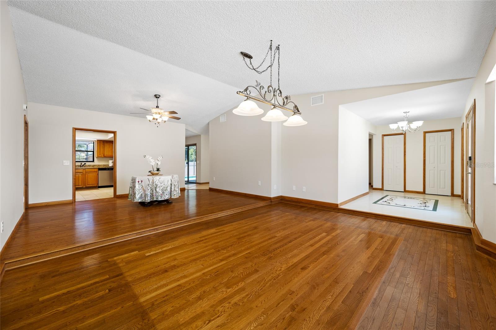 Living Room / Dining Room